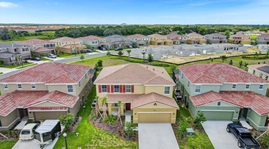 DAVENPORT, Florida 33837, 5 Bedrooms Bedrooms, ,4 BathroomsBathrooms,Residential,For Sale,OAKMOSS,MFRS5128700