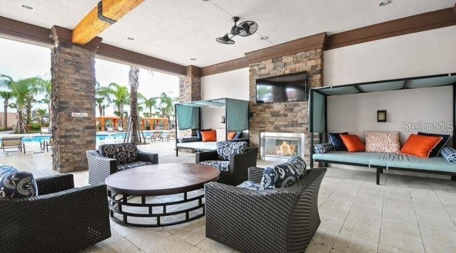 DAVENPORT, Florida 33837, 5 Bedrooms Bedrooms, ,4 BathroomsBathrooms,Residential,For Sale,OAKMOSS,MFRS5128700