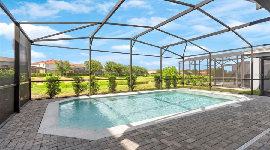 DAVENPORT, Florida 33837, 5 Bedrooms Bedrooms, ,4 BathroomsBathrooms,Residential,For Sale,OAKMOSS,0,MFRP4935103