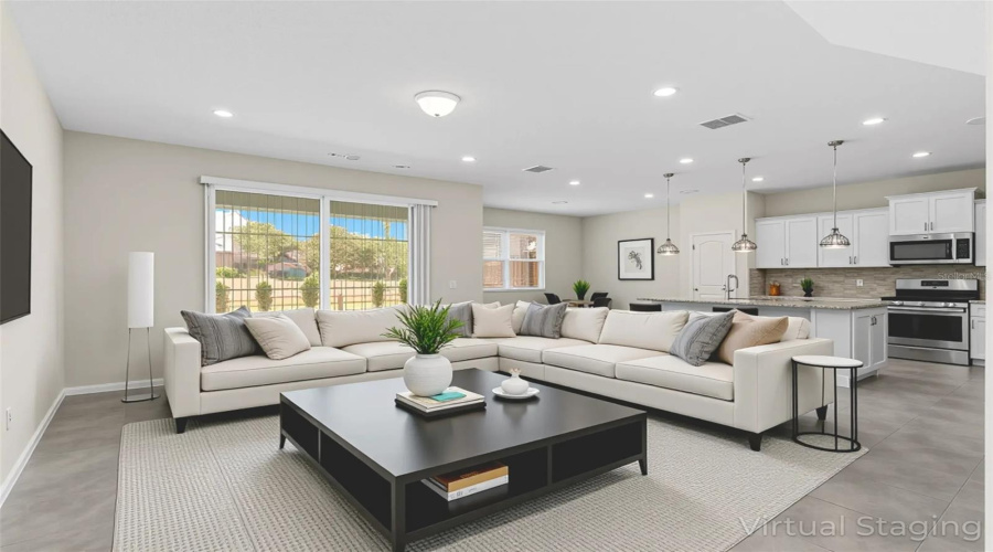 DAVENPORT, Florida 33837, 5 Bedrooms Bedrooms, ,4 BathroomsBathrooms,Residential,For Sale,OAKMOSS,0,MFRP4935103