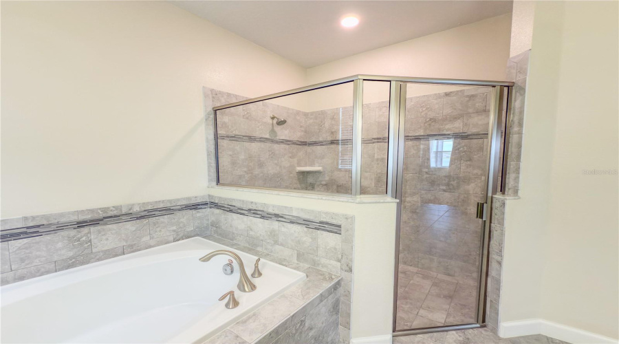 KISSIMMEE, Florida 34746, 4 Bedrooms Bedrooms, ,3 BathroomsBathrooms,Residential,For Sale,EGG HARBOR,MFRO6312719