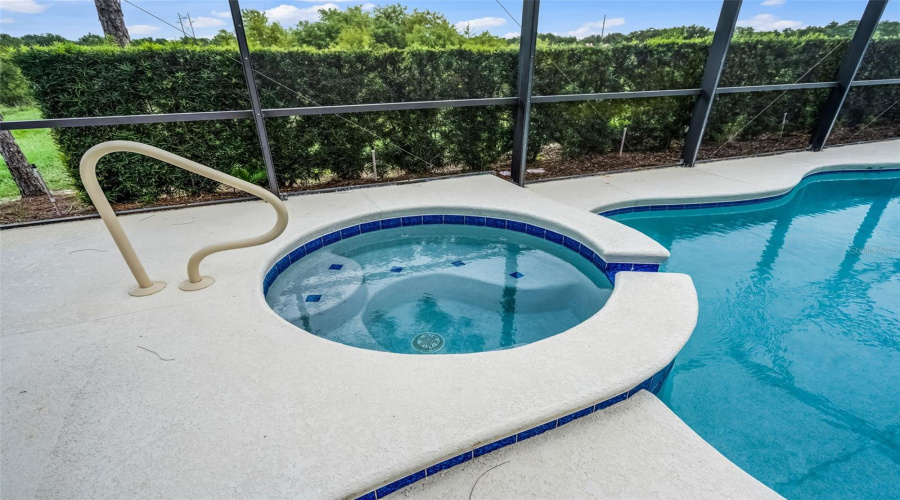 DAVENPORT, Florida 33837, 7 Bedrooms Bedrooms, ,5 BathroomsBathrooms,Residential,For Sale,OAKTREE,MFRO6316719