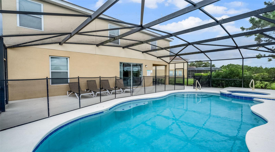 DAVENPORT, Florida 33837, 7 Bedrooms Bedrooms, ,5 BathroomsBathrooms,Residential,For Sale,OAKTREE,MFRO6316719