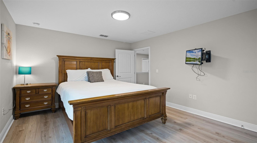 DAVENPORT, Florida 33837, 7 Bedrooms Bedrooms, ,5 BathroomsBathrooms,Residential,For Sale,OAKTREE,MFRO6316719
