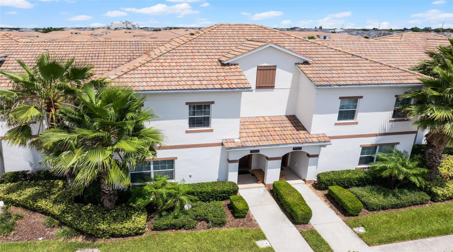 DAVENPORT, Florida 33896, 4 Bedrooms Bedrooms, ,3 BathroomsBathrooms,Residential,For Sale,PLUNKER,0,MFRS5128755