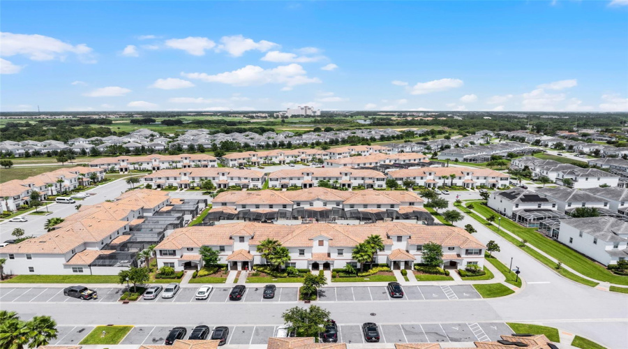 DAVENPORT, Florida 33896, 4 Bedrooms Bedrooms, ,3 BathroomsBathrooms,Residential,For Sale,PLUNKER,0,MFRS5128755