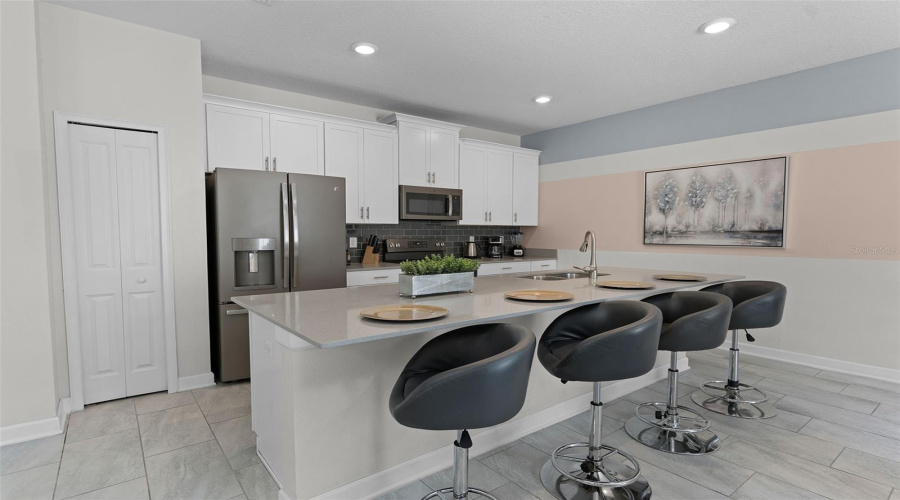 DAVENPORT, Florida 33896, 4 Bedrooms Bedrooms, ,3 BathroomsBathrooms,Residential,For Sale,PLUNKER,0,MFRS5128755
