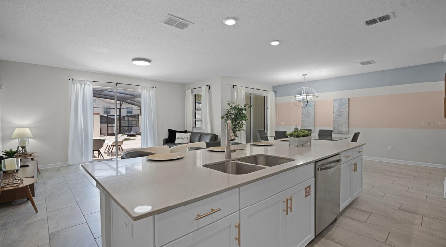 DAVENPORT, Florida 33896, 4 Bedrooms Bedrooms, ,3 BathroomsBathrooms,Residential,For Sale,PLUNKER,0,MFRS5128755