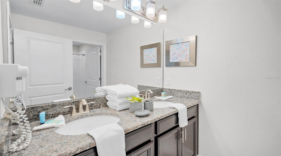 DAVENPORT, Florida 33896, 4 Bedrooms Bedrooms, ,3 BathroomsBathrooms,Residential,For Sale,SLICE,0,MFRS5128766