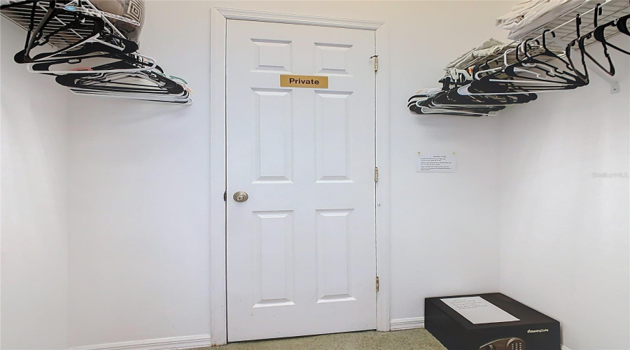 Walk-in closet