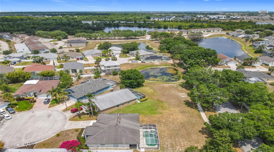 DAVENPORT, Florida 33896, 4 Bedrooms Bedrooms, ,3 BathroomsBathrooms,Residential,For Sale,WESTPORT,MFRS5128361