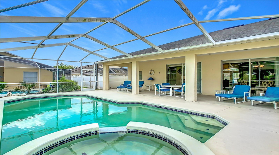 DAVENPORT, Florida 33896, 4 Bedrooms Bedrooms, ,3 BathroomsBathrooms,Residential,For Sale,WESTPORT,MFRS5128361