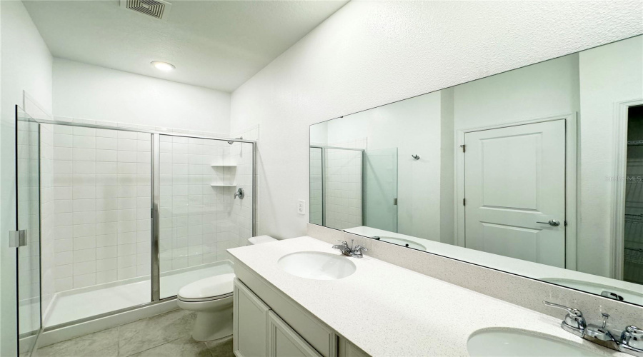 DAVENPORT, Florida 33837, 4 Bedrooms Bedrooms, ,3 BathroomsBathrooms,Residential,For Sale,POMELO,MFRO6316802