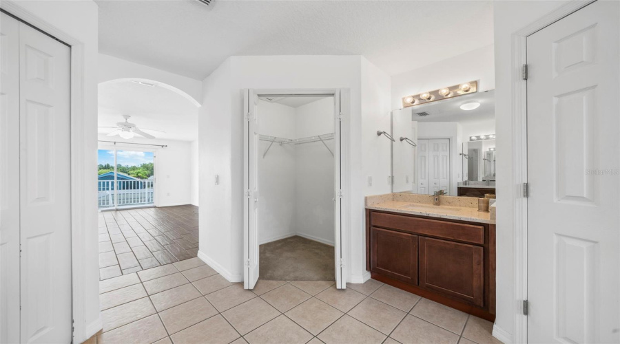 KISSIMMEE, Florida 34746, 5 Bedrooms Bedrooms, ,3 BathroomsBathrooms,Residential,For Sale,CUMBRIAN LAKES,MFRO6309753