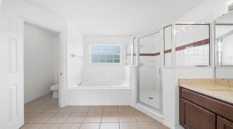 KISSIMMEE, Florida 34746, 5 Bedrooms Bedrooms, ,3 BathroomsBathrooms,Residential,For Sale,CUMBRIAN LAKES,MFRO6309753
