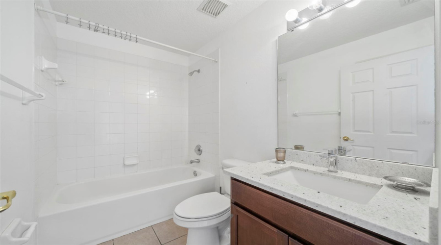 KISSIMMEE, Florida 34746, 5 Bedrooms Bedrooms, ,3 BathroomsBathrooms,Residential,For Sale,CUMBRIAN LAKES,MFRO6309753