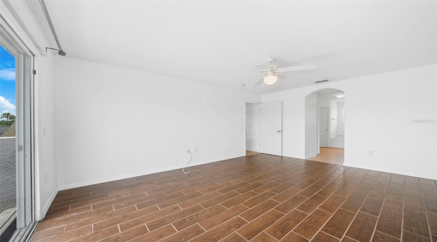 KISSIMMEE, Florida 34746, 5 Bedrooms Bedrooms, ,3 BathroomsBathrooms,Residential,For Sale,CUMBRIAN LAKES,MFRO6309753
