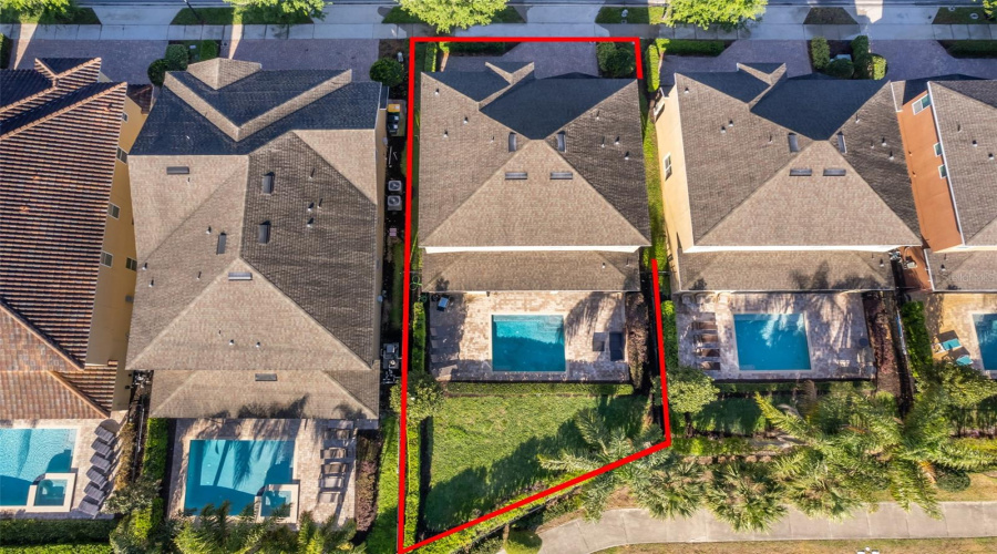 KISSIMMEE, Florida 34747, 6 Bedrooms Bedrooms, ,5 BathroomsBathrooms,Residential,For Sale,LASSO,MFRS5128697