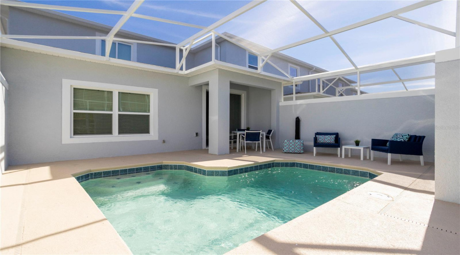 DAVENPORT, Florida 33896, 5 Bedrooms Bedrooms, ,4 BathroomsBathrooms,Residential,For Sale,SPLASH SHOT,MFRO6317014