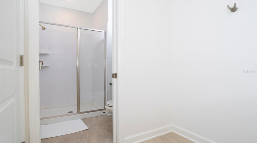 DAVENPORT, Florida 33896, 5 Bedrooms Bedrooms, ,4 BathroomsBathrooms,Residential,For Sale,SPLASH SHOT,MFRO6317014