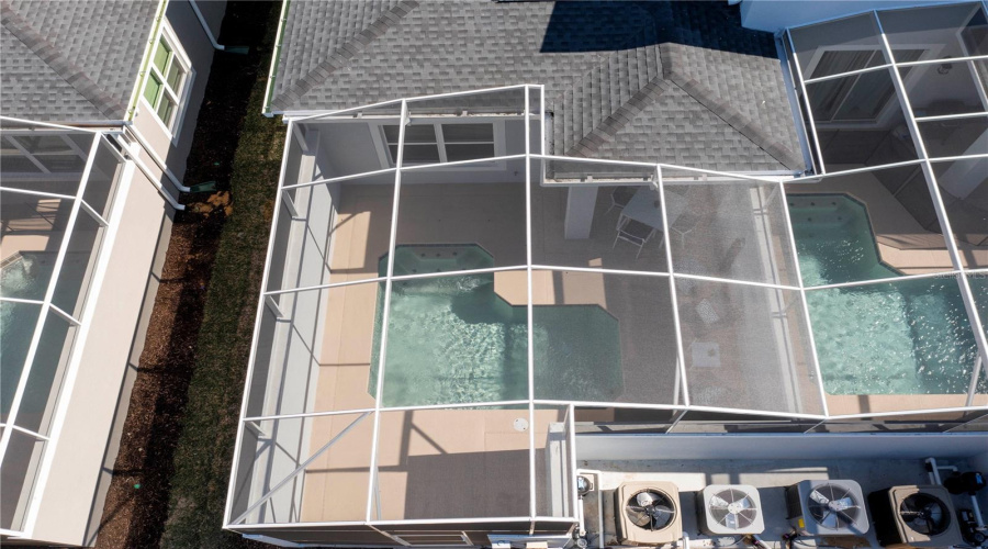 DAVENPORT, Florida 33896, 5 Bedrooms Bedrooms, ,4 BathroomsBathrooms,Residential,For Sale,SPLASH SHOT,MFRO6317014