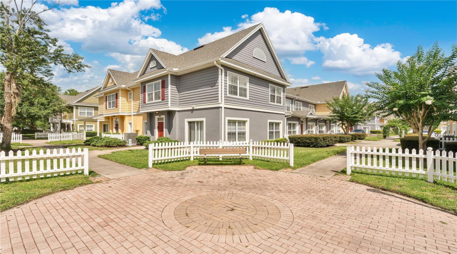 KISSIMMEE, Florida 34746, 4 Bedrooms Bedrooms, ,3 BathroomsBathrooms,Residential,For Sale,YELLOWGOLD,MFRO6316711