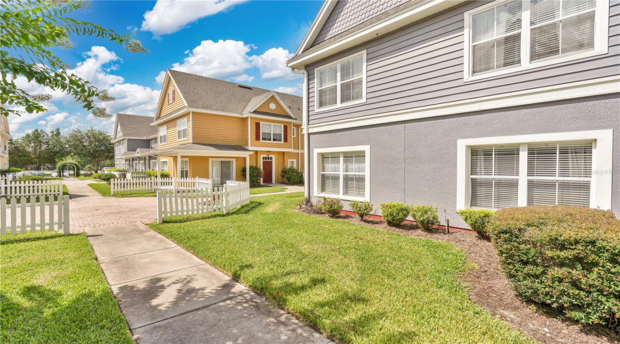 KISSIMMEE, Florida 34746, 4 Bedrooms Bedrooms, ,3 BathroomsBathrooms,Residential,For Sale,YELLOWGOLD,MFRO6316711
