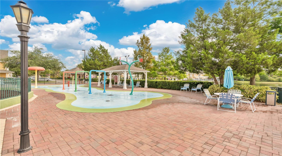 KISSIMMEE, Florida 34746, 4 Bedrooms Bedrooms, ,3 BathroomsBathrooms,Residential,For Sale,YELLOWGOLD,MFRO6316711