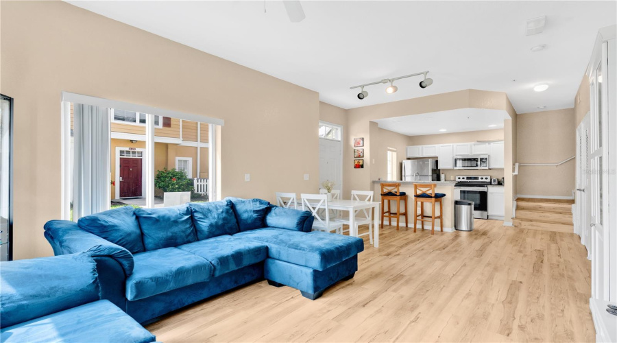 KISSIMMEE, Florida 34746, 4 Bedrooms Bedrooms, ,3 BathroomsBathrooms,Residential,For Sale,YELLOWGOLD,MFRO6316711