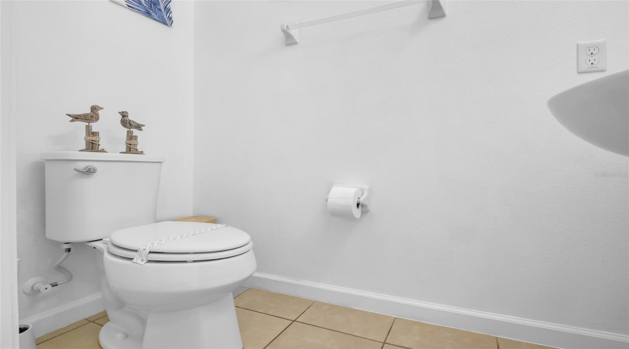 DAVENPORT, Florida 33837, 6 Bedrooms Bedrooms, ,5 BathroomsBathrooms,Residential,For Sale,CABELLO,MFRO6317144