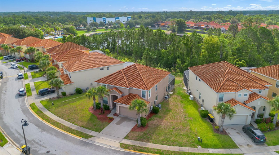 DAVENPORT, Florida 33837, 6 Bedrooms Bedrooms, ,5 BathroomsBathrooms,Residential,For Sale,CABELLO,MFRO6317144