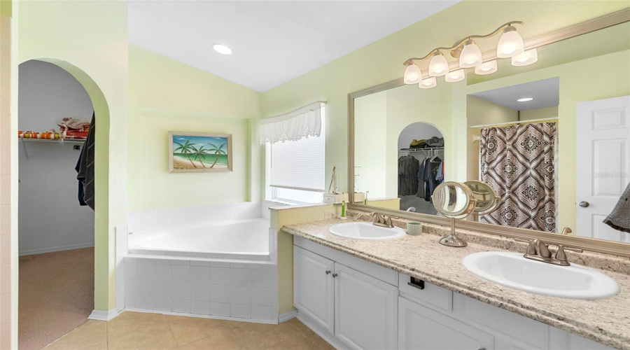 En suite bathroom