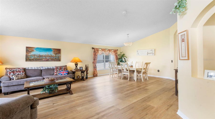 DAVENPORT, Florida 33897, 4 Bedrooms Bedrooms, ,3 BathroomsBathrooms,Residential,For Sale,CASTERTON,MFRV4943174