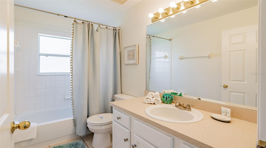 KISSIMMEE, Florida 34747, 7 Bedrooms Bedrooms, ,4 BathroomsBathrooms,Residential,For Sale,OASIS KEY,MFRS5128743
