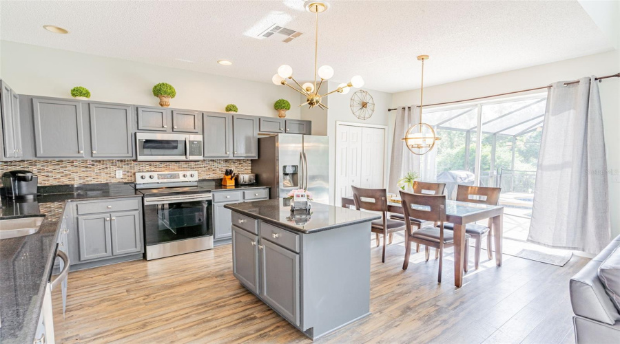 KISSIMMEE, Florida 34747, 7 Bedrooms Bedrooms, ,4 BathroomsBathrooms,Residential,For Sale,OASIS KEY,MFRS5128743