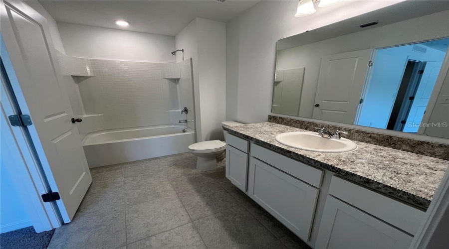 DAVENPORT, Florida 33837, 3 Bedrooms Bedrooms, ,2 BathroomsBathrooms,Residential,For Sale,MADISON,MFRO6317221