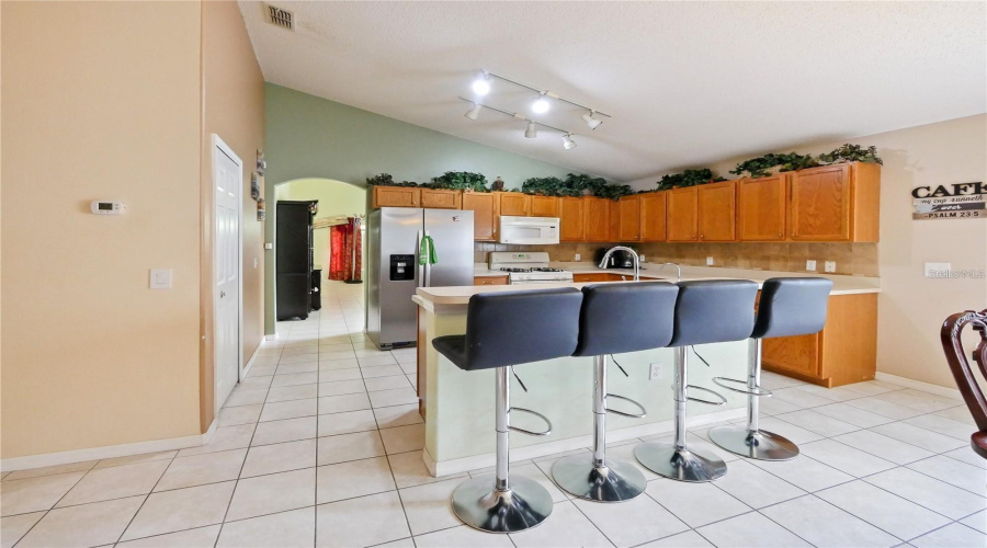 Kitchen bar