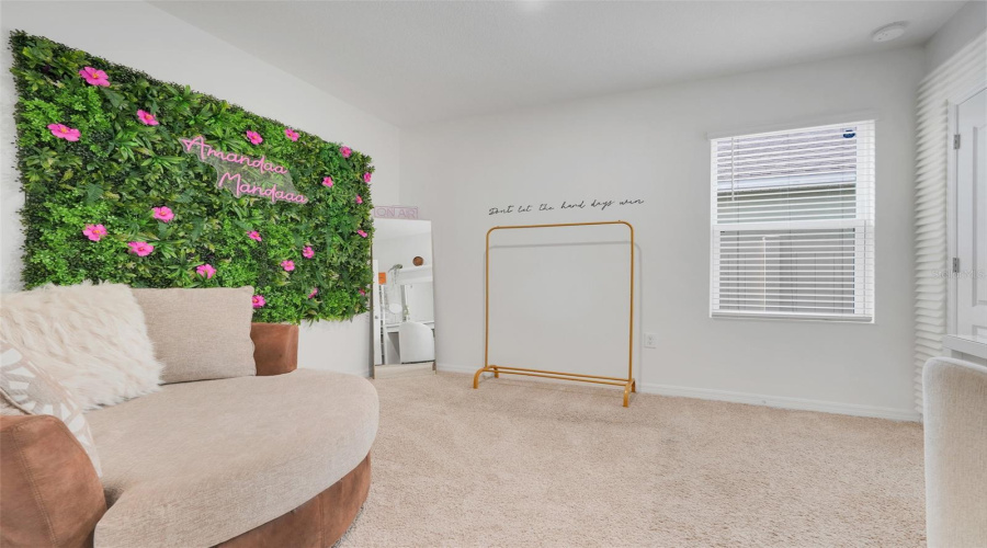 DAVENPORT, Florida 33837, 3 Bedrooms Bedrooms, ,2 BathroomsBathrooms,Residential,For Sale,BERRY,MFRTB8395769