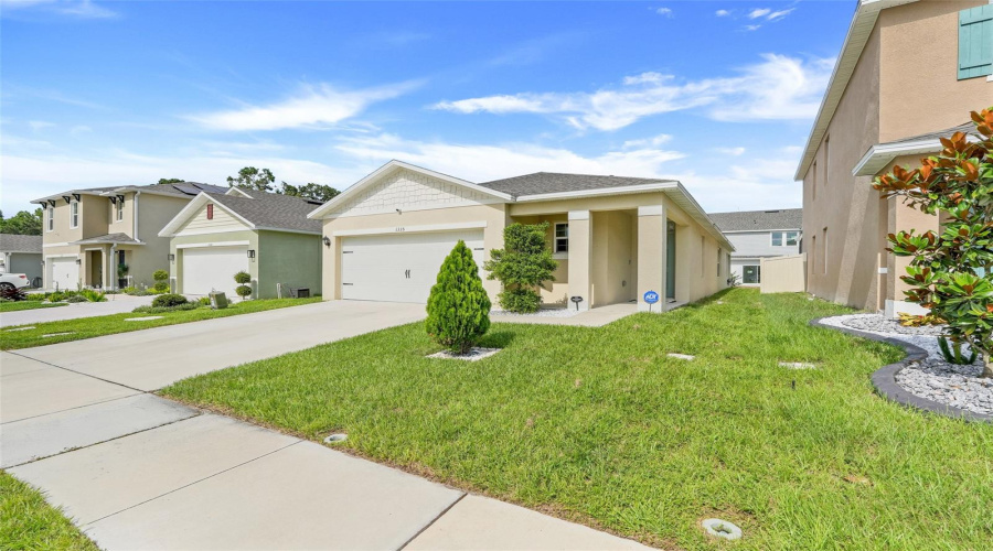 DAVENPORT, Florida 33837, 3 Bedrooms Bedrooms, ,2 BathroomsBathrooms,Residential,For Sale,BERRY,MFRTB8395769