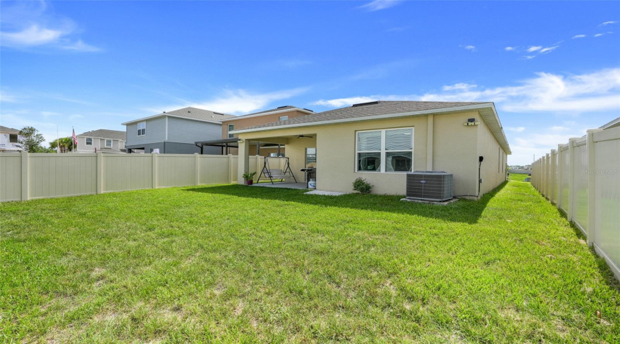 DAVENPORT, Florida 33837, 3 Bedrooms Bedrooms, ,2 BathroomsBathrooms,Residential,For Sale,BERRY,MFRTB8395769