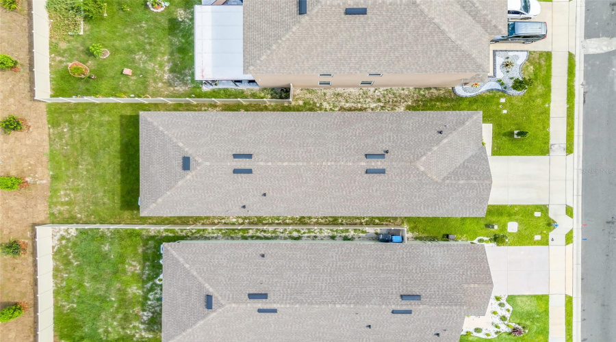 DAVENPORT, Florida 33837, 3 Bedrooms Bedrooms, ,2 BathroomsBathrooms,Residential,For Sale,BERRY,MFRTB8395769
