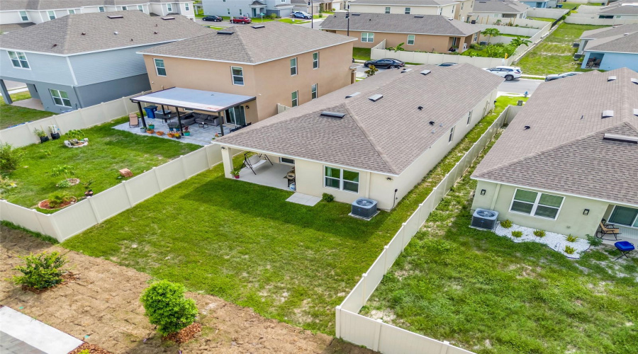 DAVENPORT, Florida 33837, 3 Bedrooms Bedrooms, ,2 BathroomsBathrooms,Residential,For Sale,BERRY,MFRTB8395769
