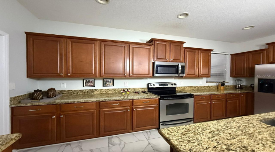 KISSIMMEE, Florida 34747, 5 Bedrooms Bedrooms, ,5 BathroomsBathrooms,Residential,For Sale,CANDY PALM,0,MFRO6316693