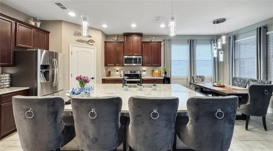 DAVENPORT, Florida 33837, 5 Bedrooms Bedrooms, ,4 BathroomsBathrooms,Residential,For Sale,WHIRLAWAY,MFRS5128736