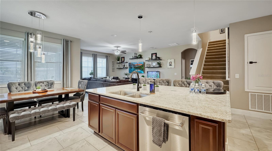 DAVENPORT, Florida 33837, 5 Bedrooms Bedrooms, ,4 BathroomsBathrooms,Residential,For Sale,WHIRLAWAY,MFRS5128736