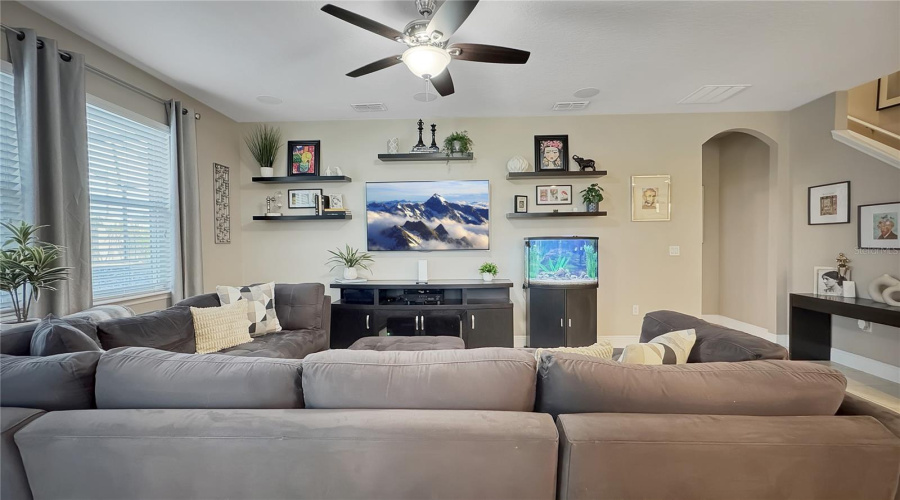 DAVENPORT, Florida 33837, 5 Bedrooms Bedrooms, ,4 BathroomsBathrooms,Residential,For Sale,WHIRLAWAY,MFRS5128736