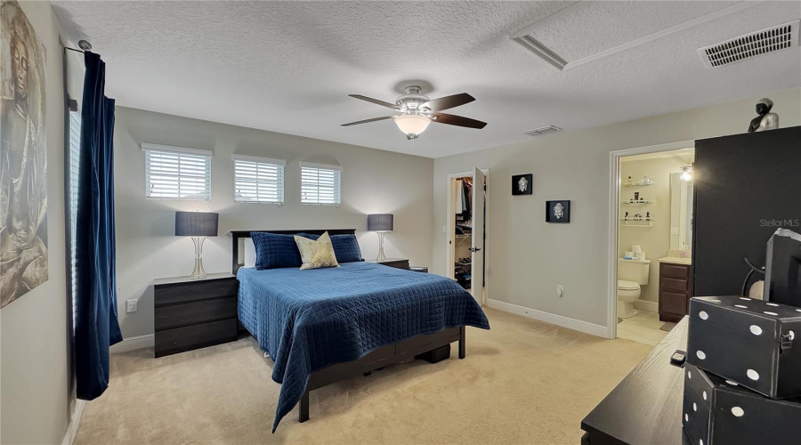 DAVENPORT, Florida 33837, 5 Bedrooms Bedrooms, ,4 BathroomsBathrooms,Residential,For Sale,WHIRLAWAY,MFRS5128736