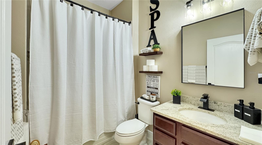 DAVENPORT, Florida 33837, 5 Bedrooms Bedrooms, ,4 BathroomsBathrooms,Residential,For Sale,WHIRLAWAY,MFRS5128736