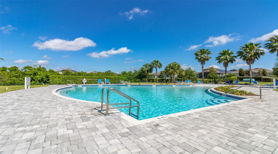 DAVENPORT, Florida 33837, 5 Bedrooms Bedrooms, ,4 BathroomsBathrooms,Residential,For Sale,WHIRLAWAY,MFRS5128736