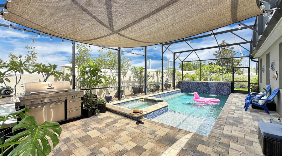 DAVENPORT, Florida 33837, 5 Bedrooms Bedrooms, ,4 BathroomsBathrooms,Residential,For Sale,WHIRLAWAY,MFRS5128736